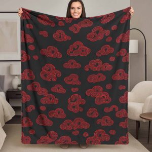 Red Cloud Pattern Flannel Blanket, Chinese Scroll Cloud Print, Perfect for Bedroom, Living Room, Dorm Room, Sofa, Bed, and Travel, Ideal for Lunar New Year, Spring Festival, Chinese New Year, Asian Themed Parties, Weddings, and Everyday Use.