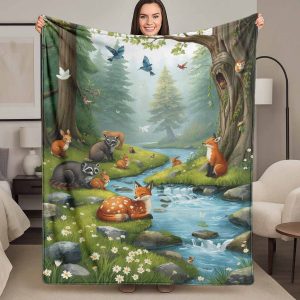 Forest Animals Flannel Blanket, Woodland Creatures Print, Perfect for Bedroom, Living Room, Dorm Room, Guest Room, Cabin, and Children's Playroom, Ideal for Spring, Summer, Autumn, Winter, Holidays, and Everyday Use.