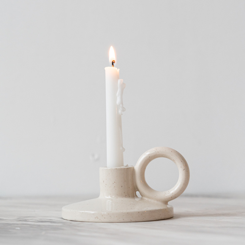 Modern vegetative white glazed round ceramic home personalized candlestick decoration ornaments aromatherapy